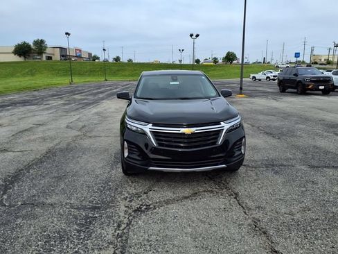 Used 2024 Chevrolet Equinox LT FWD image 3