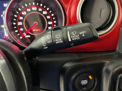 Used 2019 Jeep Wrangler Unlimited Rubicon image 15