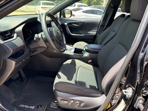 Used 2025 Toyota RAV4 SE w/ Weather & Moonroof Package AWD/4WD image 14