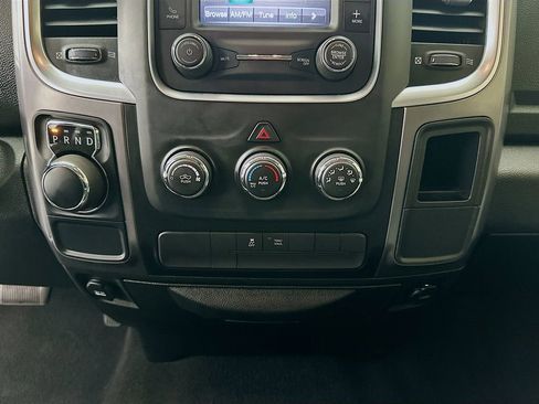 Used 2021 RAM 1500 Classic SLT image 15