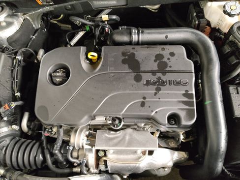 Used 2023 Chevrolet Malibu LT image 30