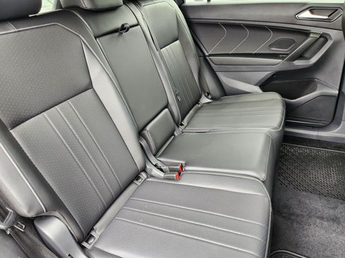Used 2024 Volkswagen Tiguan SE R-Line AWD/4WD image 16