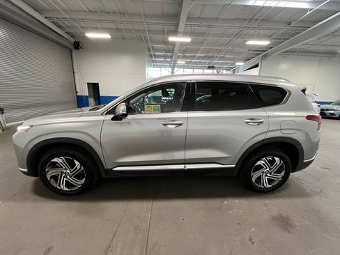 Used 2022 Hyundai Santa Fe SEL w/ Convenience + Premium Package FWD image 6