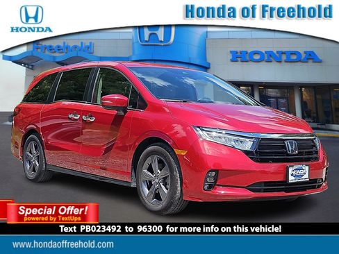 Used 2023 Honda Odyssey EX image 1