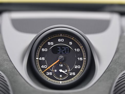 Certified 2025 Porsche 718 Boxster Spyder RS RWD image 32