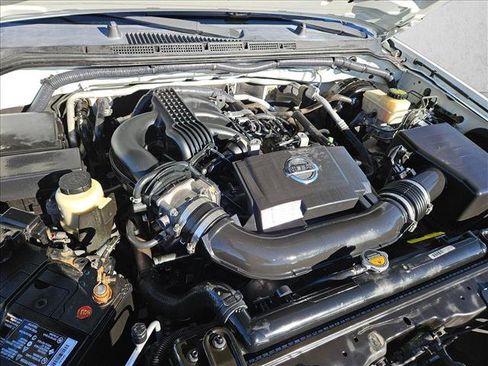 Used 2013 Nissan Xterra X image 21