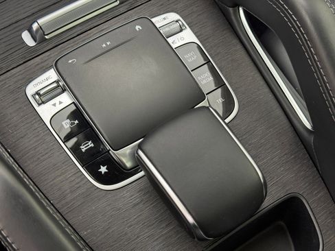 Used 2020 Mercedes-Benz GLE 350 GLE 350 w/ AMG Line, Premium & image 37