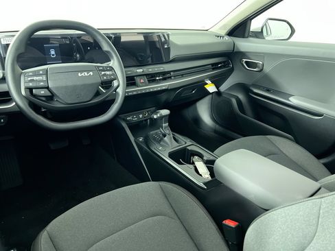 New 2026 Kia K4 FWD image 29
