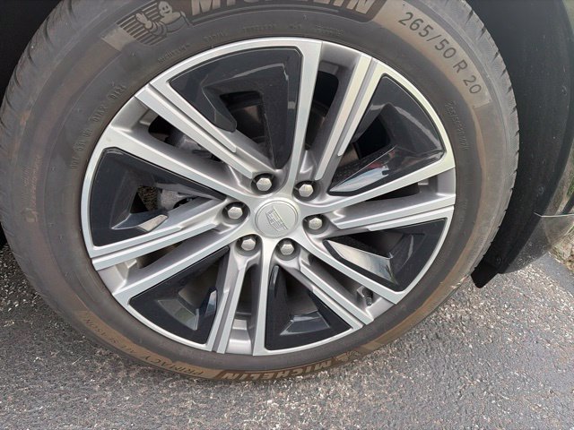 Used 2024 Cadillac Lyriq Luxury AWD/4WD image 4