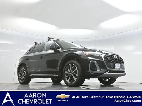 Used 2024 Audi Q5 2.0T Premium w/ Convenience Package AWD/4WD image 2