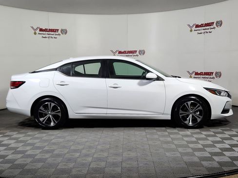 Used 2023 Nissan Sentra SV image 9