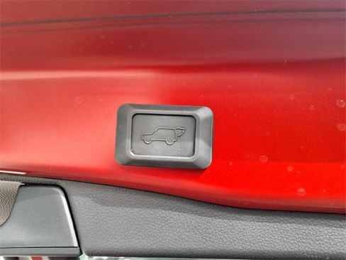 Used 2022 Toyota RAV4 XSE w/ Weather Package image 19