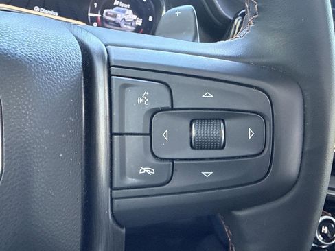 Used 2025 GMC Sierra 1500 AT4 w/ AT4 Premium Package image 19