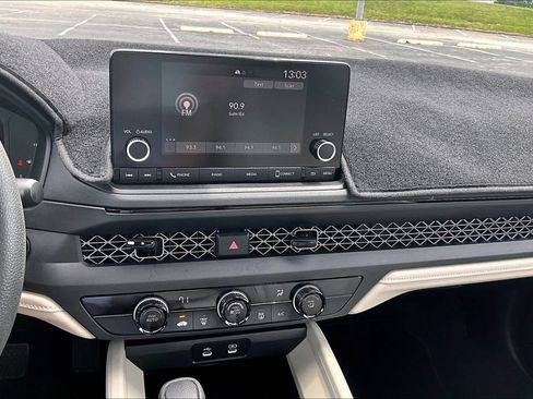 Used 2025 Honda Accord LX image 31