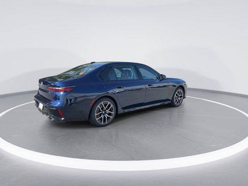 New 2026 BMW 760i xDrive w/ Executive Package image 8