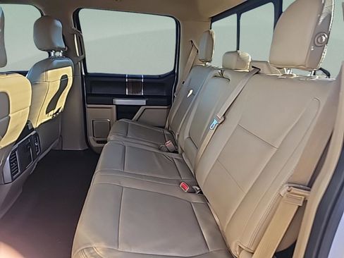 Used 2016 Ford F150 Lariat image 34