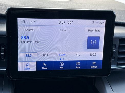 Used 2022 Ford Explorer XLT w/ Equipment Group 202A image 18