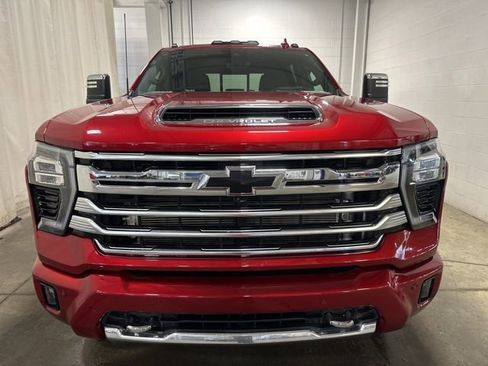 Used 2025 Chevrolet Silverado 3500 High Country w/ High Country Premium Package image 2