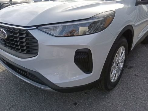New 2026 Ford Escape Active w/ Tech Pack #1 FWD image 9
