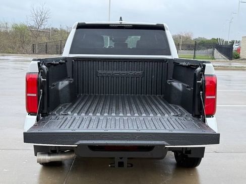 Used 2024 Toyota Tacoma SR5 image 31