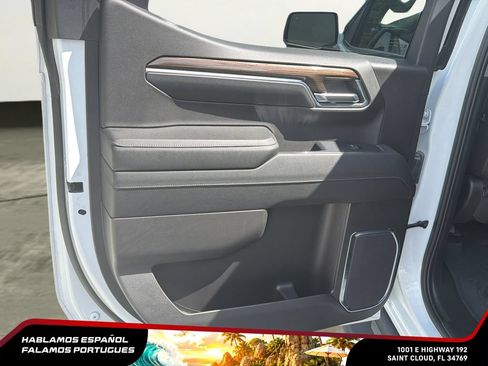 Used 2024 Chevrolet Silverado 1500 LT Trail Boss w/ LT Trail Boss Premium Package AWD/4WD image 25