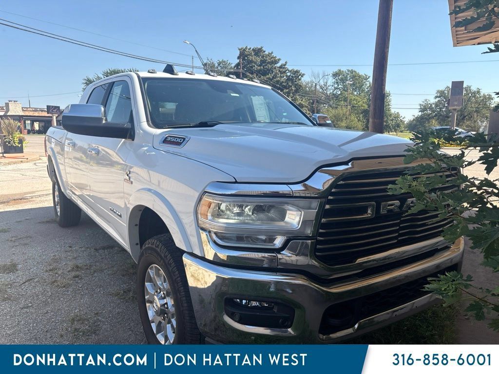 Used 2022 RAM 3500 Laramie AWD/4WD image 2