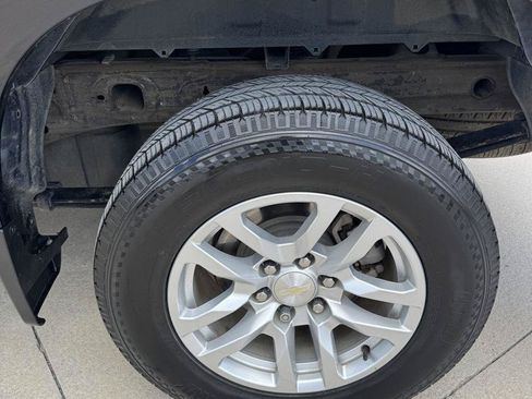 Used 2019 Chevrolet Silverado 1500 LT w/ Texas Edition RWD image 22