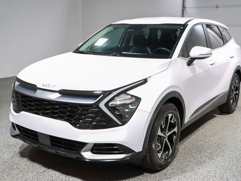 Used 2023 Kia Sportage EX image 30