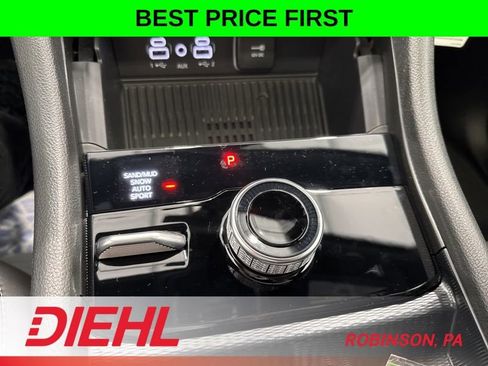 New 2026 Jeep Grand Cherokee Altitude AWD/4WD image 30