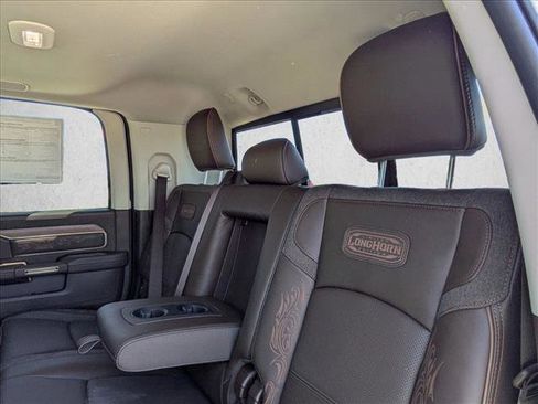 New 2026 RAM 2500 Limited AWD/4WD image 12
