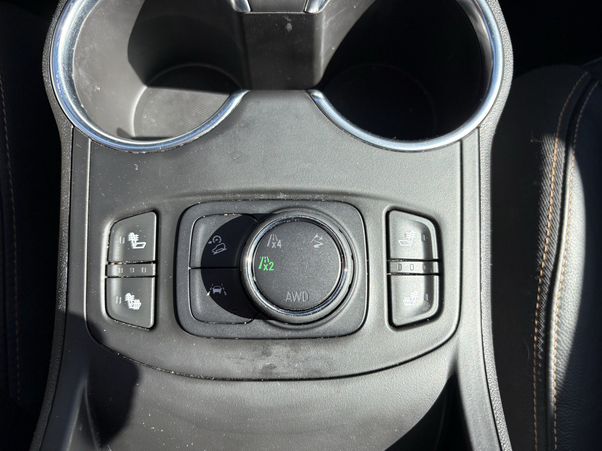Used 2019 GMC Terrain SLT w/ Infotainment Package II AWD/4WD image 35