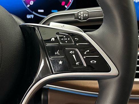 Used 2025 Mercedes-Benz GLE 350 4MATIC image 26