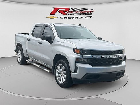 Used 2020 Chevrolet Silverado 1500 Custom w/ Custom Value Package RWD image 7