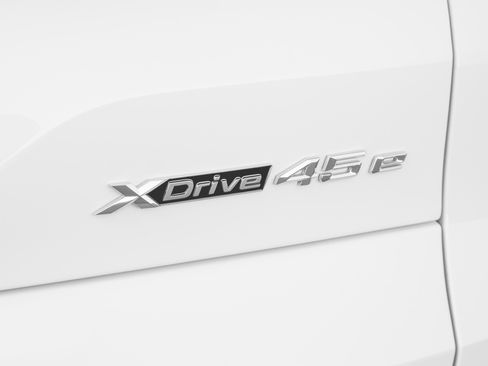 Used 2023 BMW X5 xDrive45e w/ Executive Package AWD/4WD image 60