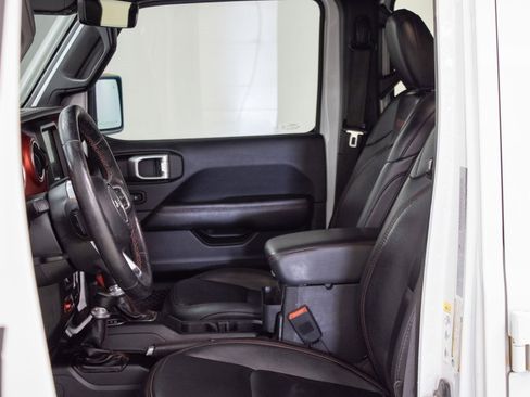 Used 2020 Jeep Gladiator Rubicon image 10