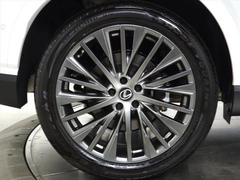 Certified 2024 Lexus RX 350 w/ Luxury Package image 13