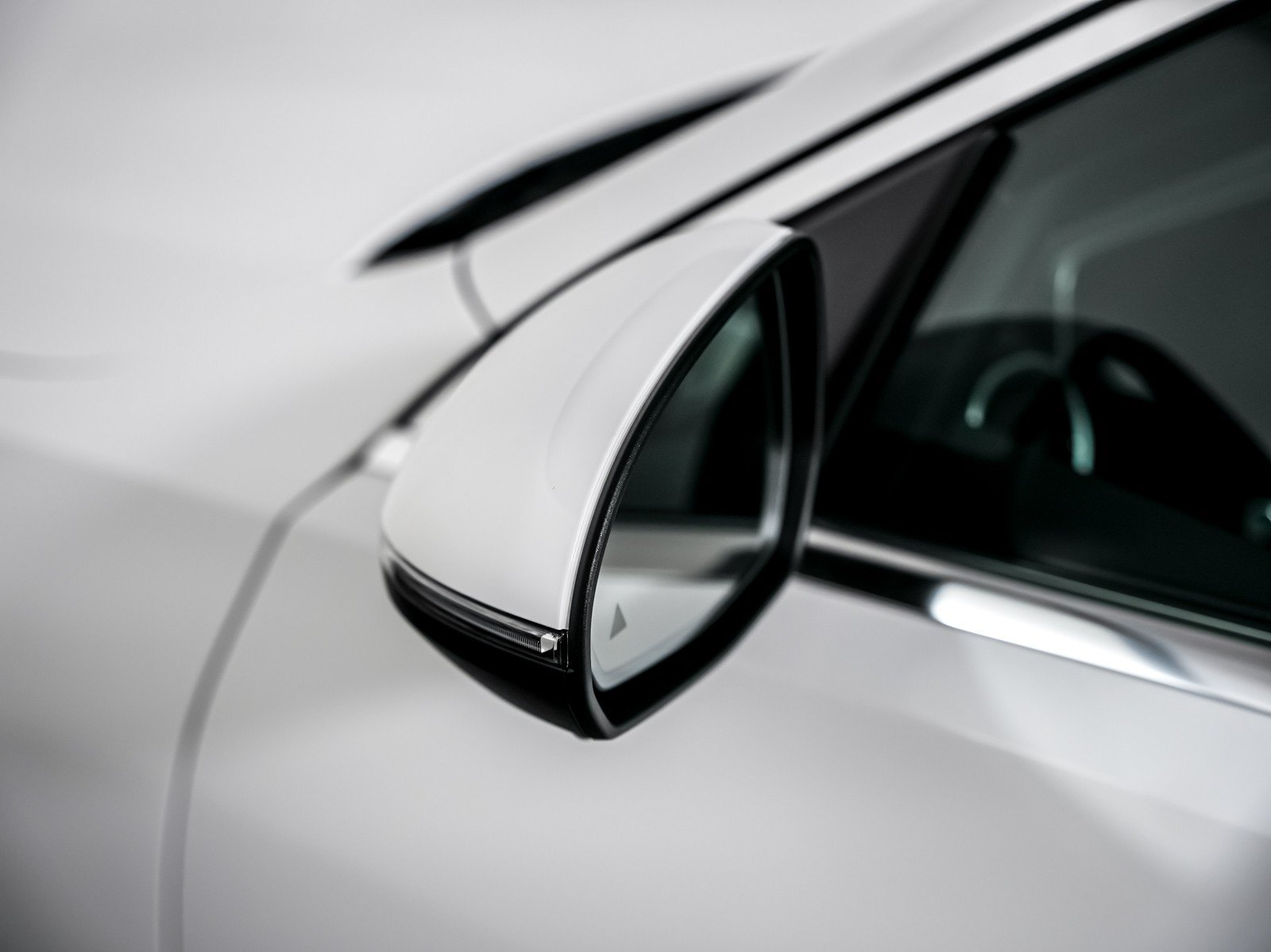 Used 2024 Mercedes-Benz C 300 Sedan image 24