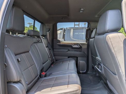 New 2026 Chevrolet Silverado 1500 High Country w/ Technology Package AWD/4WD image 29