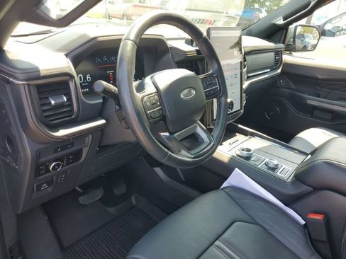 Certified 2024 Ford Expedition Platinum AWD/4WD image 17