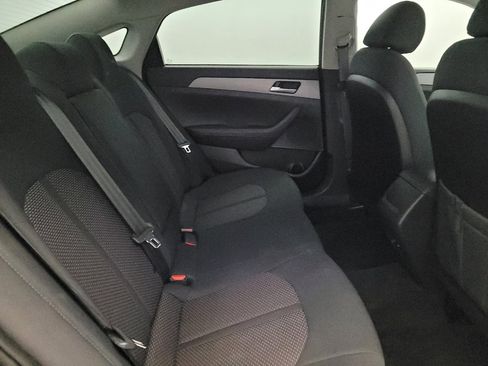 Used 2019 Hyundai Sonata SE FWD image 19