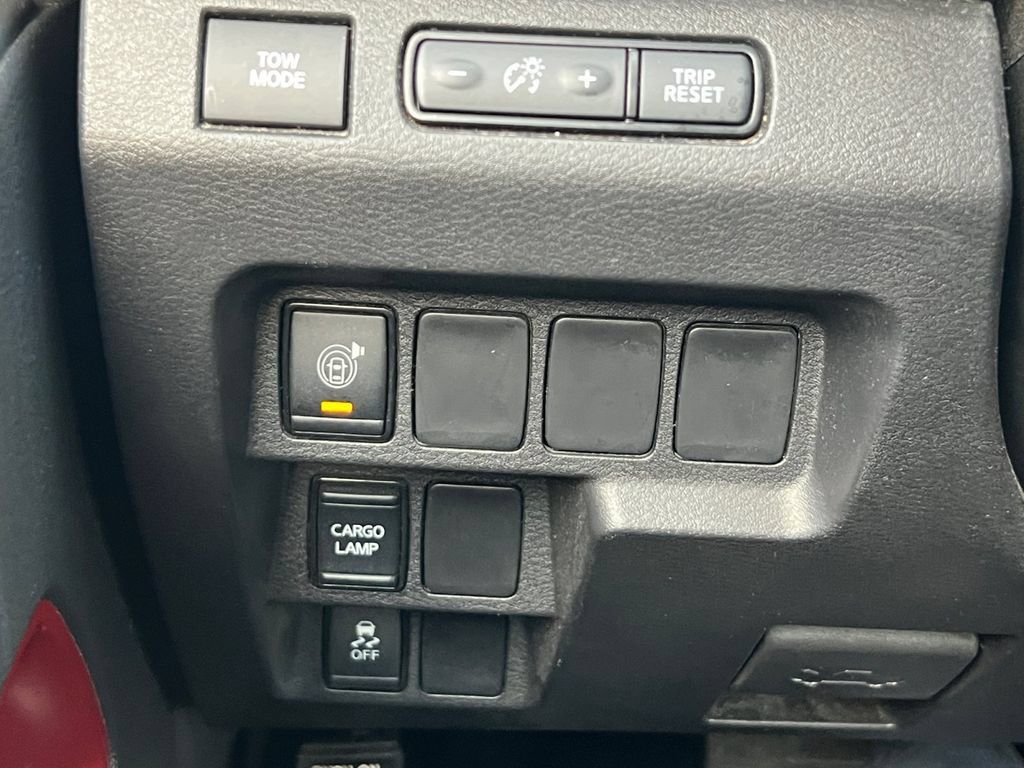 Used 2023 Nissan Frontier Pro-X w/ Technology Package RWD image 12