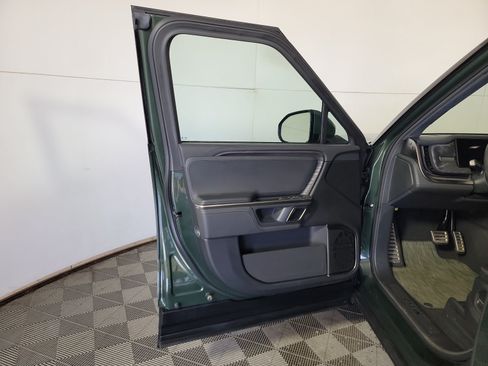 Used 2023 Rivian R1T Adventure AWD/4WD image 16