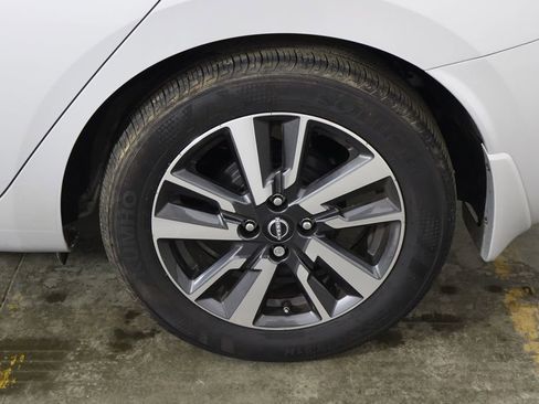 Used 2024 Nissan Versa S w/ S Plus Package image 35