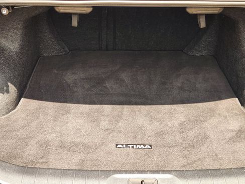 Used 2024 Nissan Altima 2.5 S FWD image 31