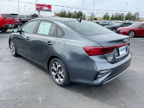 Used 2021 Kia Forte LXS image 3