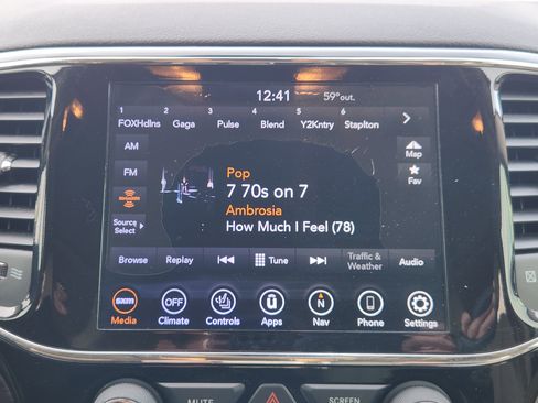 Used 2020 Jeep Grand Cherokee Limited image 19