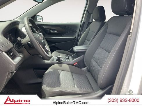 Used 2024 GMC Terrain SLE w/ Driver Convenience Package AWD/4WD image 7