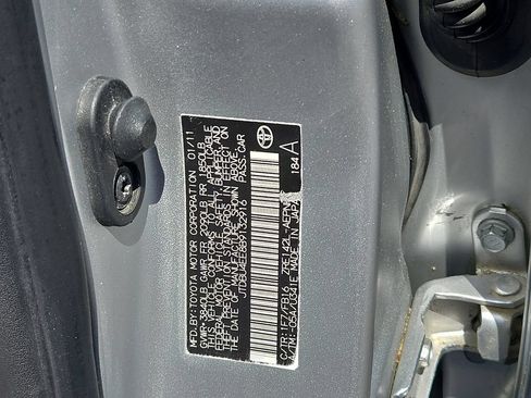 Used 2011 Toyota Corolla LE FWD image 27