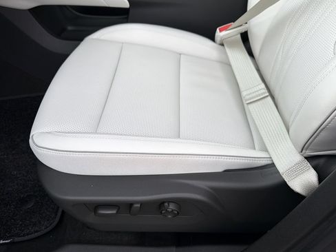 New 2026 Buick Envision Avenir AWD/4WD image 21