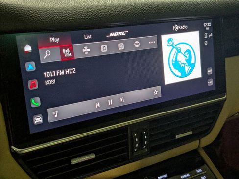 Certified 2022 Porsche Cayenne E-Hybrid image 38